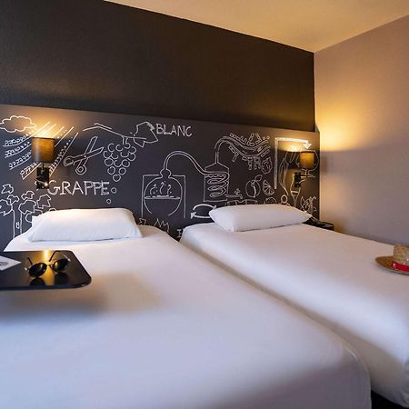 Отель Ibis Styles Cognac Шатобернар Экстерьер фото